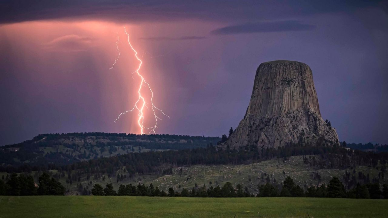 Mysteries-Of-Thunder-Spirit-Valley-In-Wyoming mysteries-of-thunder-spirit-valley-in-wyoming