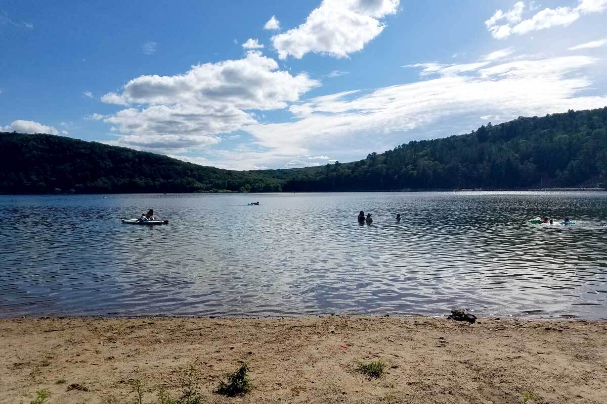 mysteries-of-wisconsins-devils-lake