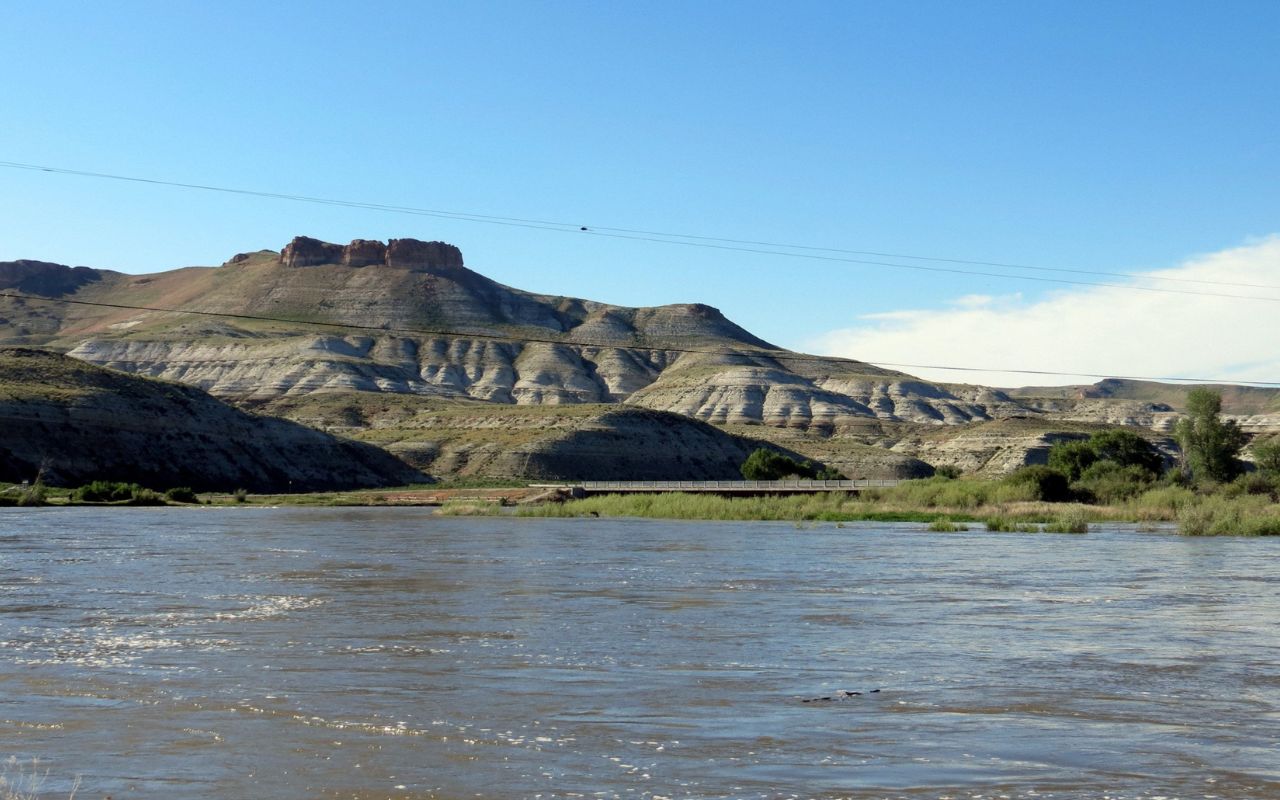 mystery-camps-of-wyomings-green-river