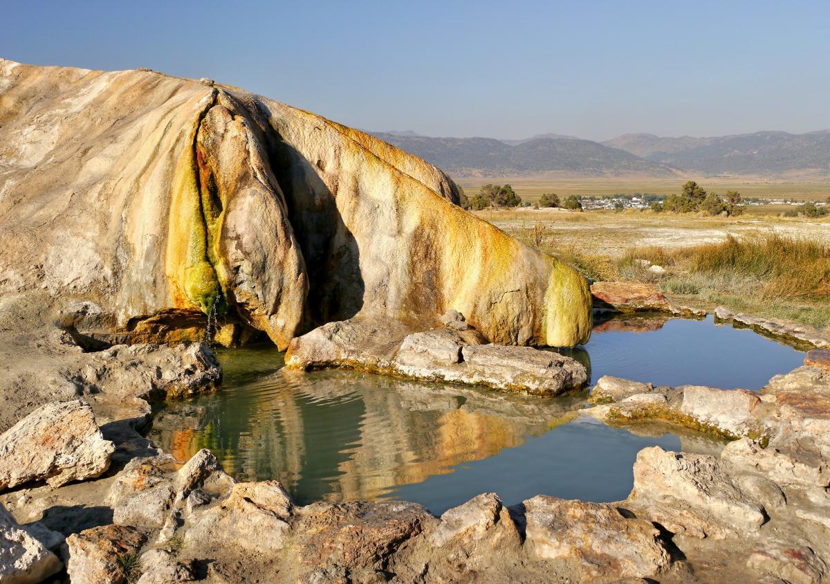 mystery-of-californias-ghost-mountain-springs