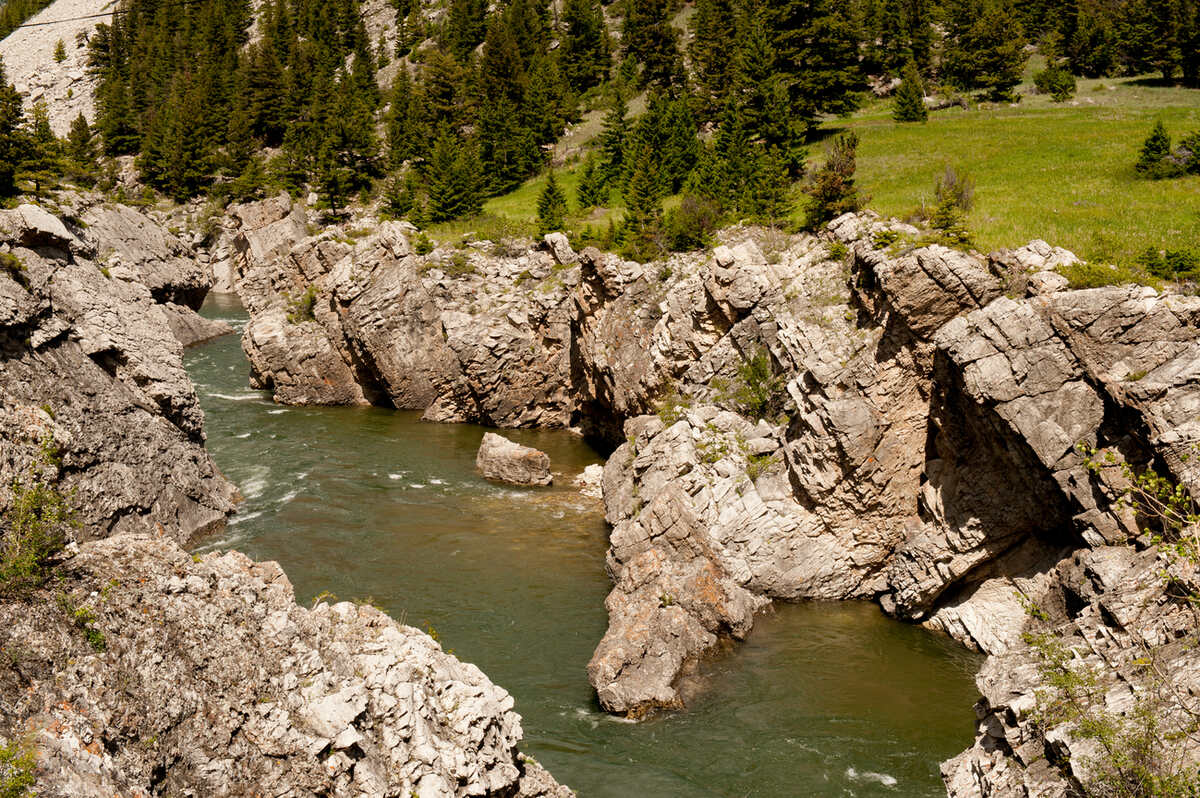 mystery-of-montanas-sun-river-stone-rings