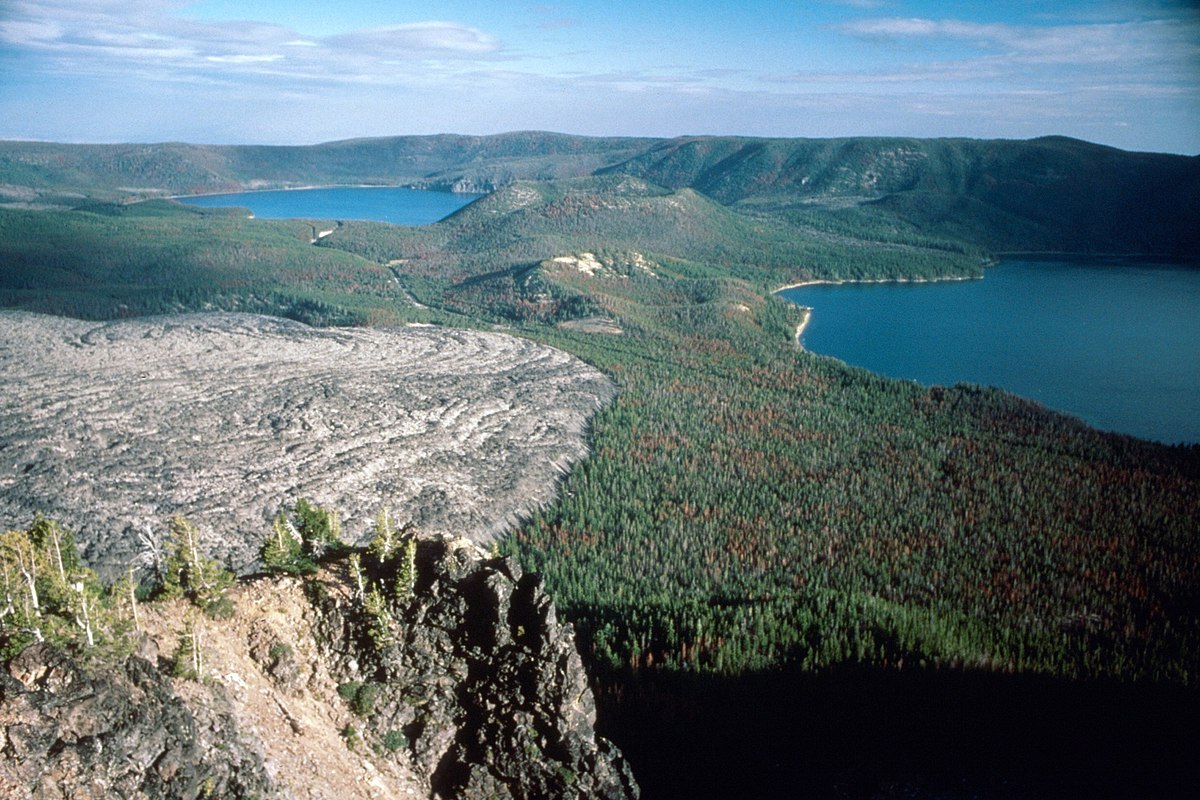 Mystery-Of-Oregon8217s-Newberry-Stone-Rings mystery-of-oregons-newberry-stone-rings