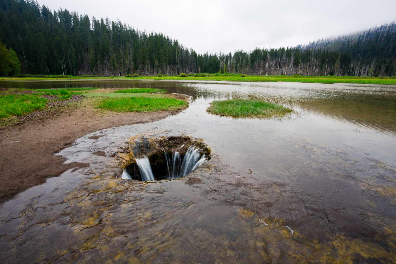 Mystery-Of-Oregon8217s-Vanishing-Lake mystery-of-oregons-vanishing-lake
