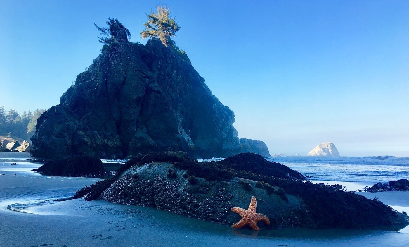 mystery-of-shadow-walker-peak-in-californias-klamath