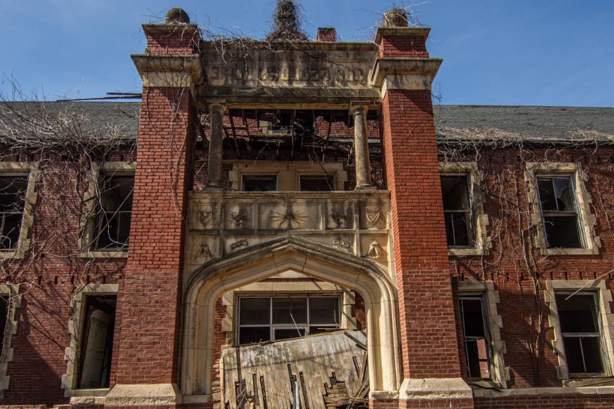 New-Hampshire8217s-Mysterious-Odd-Fellows-Home-Abandoned-Fraternal-Complex new-hampshires-mysterious-odd-fellows-home-abandoned-fraternal-complex
