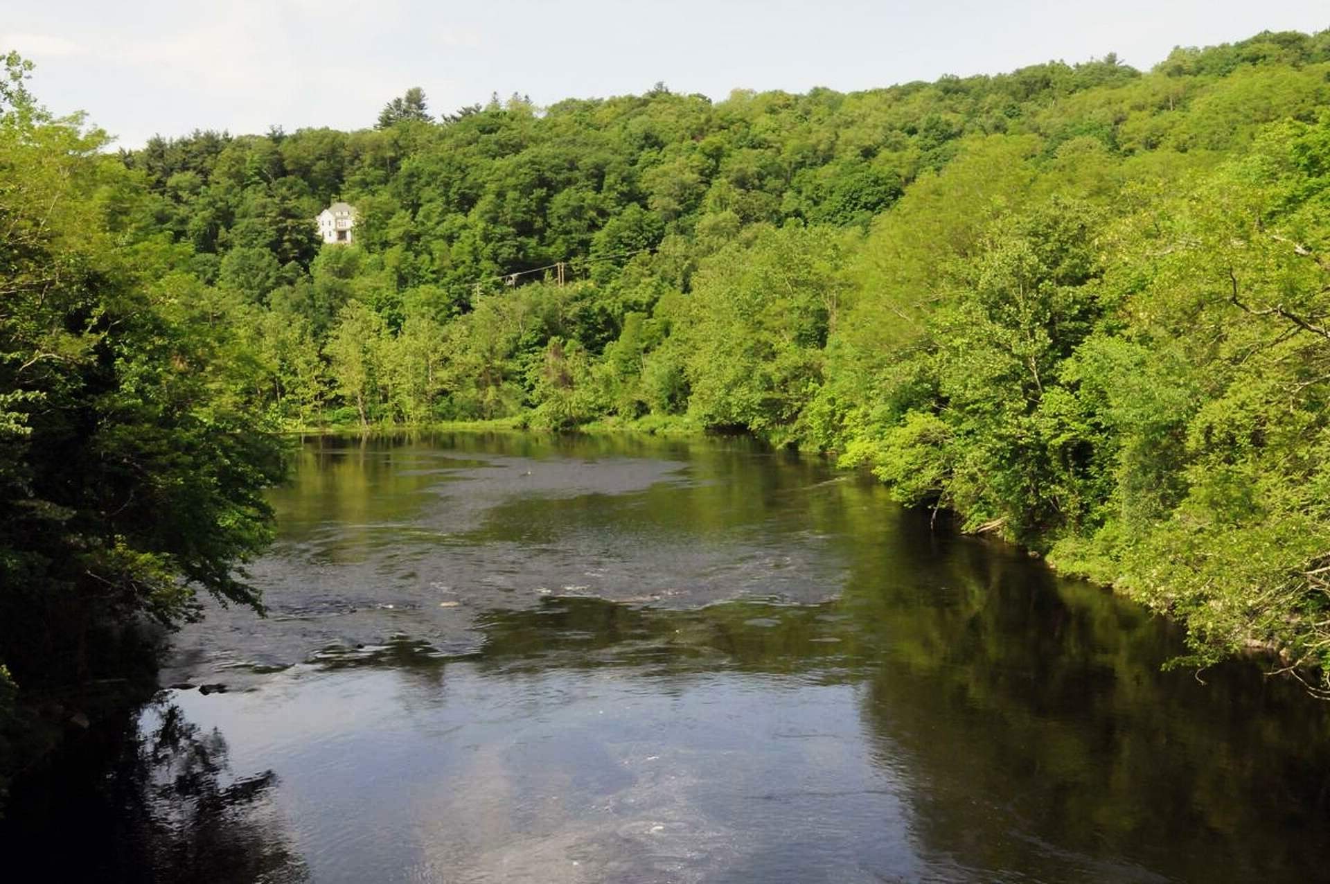 sacred-waters-of-connecticuts-farmington