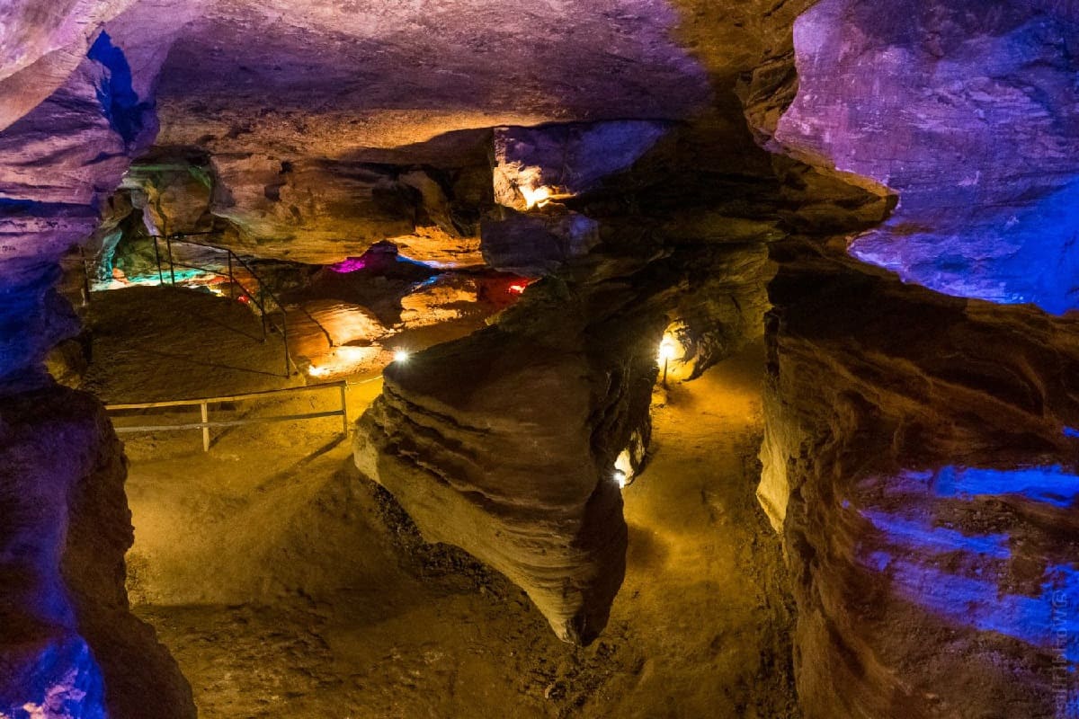 secret-cave-systems-of-pennsylvanias-laurel