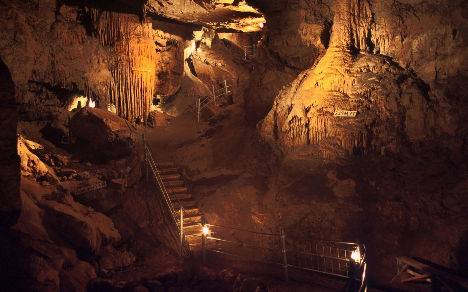 secret-cave-systems-of-west-virginias-smoke-hole