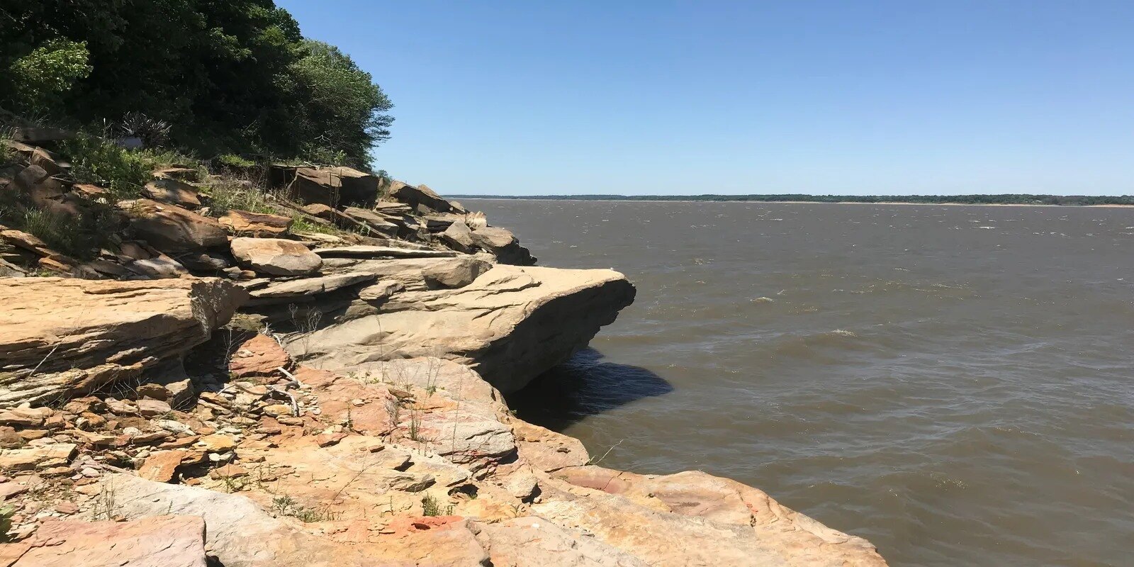 secret-lakes-of-iowas-red-rock