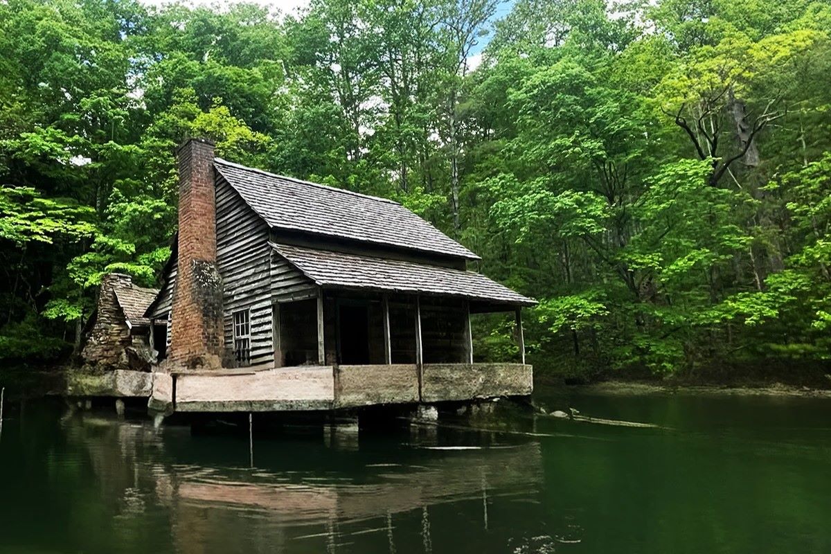 Secret-Lakes-Of-Tennessee8217s-Cades-Cove secret-lakes-of-tennessees-cades-cove