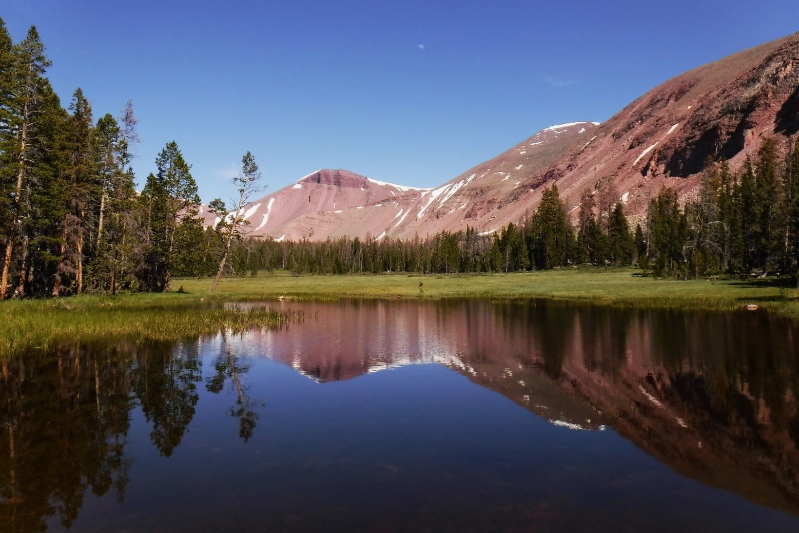 secret-mountain-lakes-of-utahs-ashley