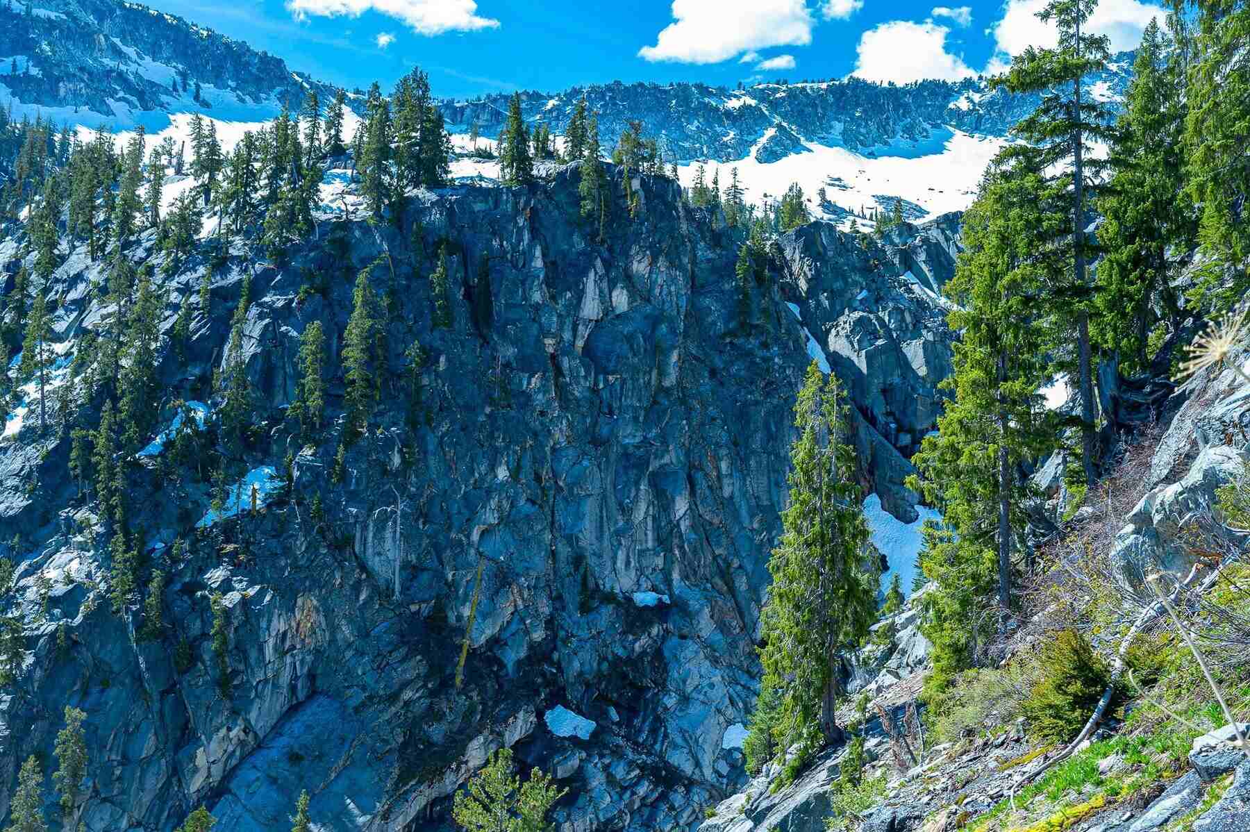 Secret-Mountain-Passes-Of-California8217s-Trinity-Alps secret-mountain-passes-of-californias-trinity-alps