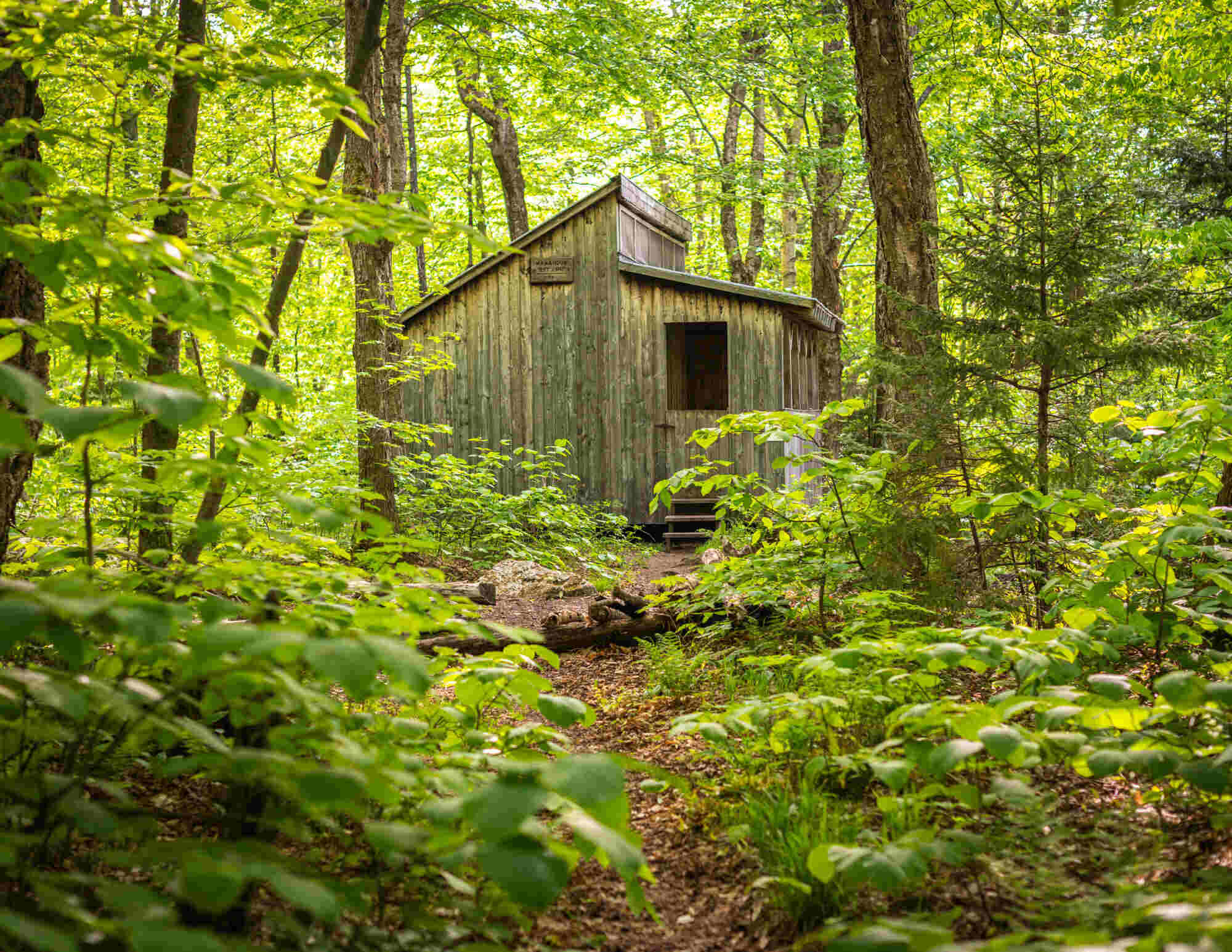 secret-mountain-shelters-of-vermonts-green-mountains