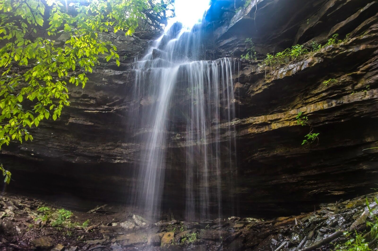 secret-waters-of-arkansas-magazine-mountain