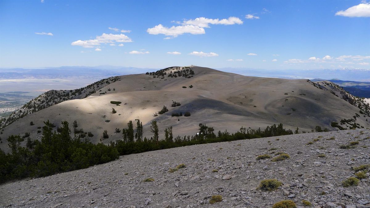 secrets-behind-californias-glass-mountain