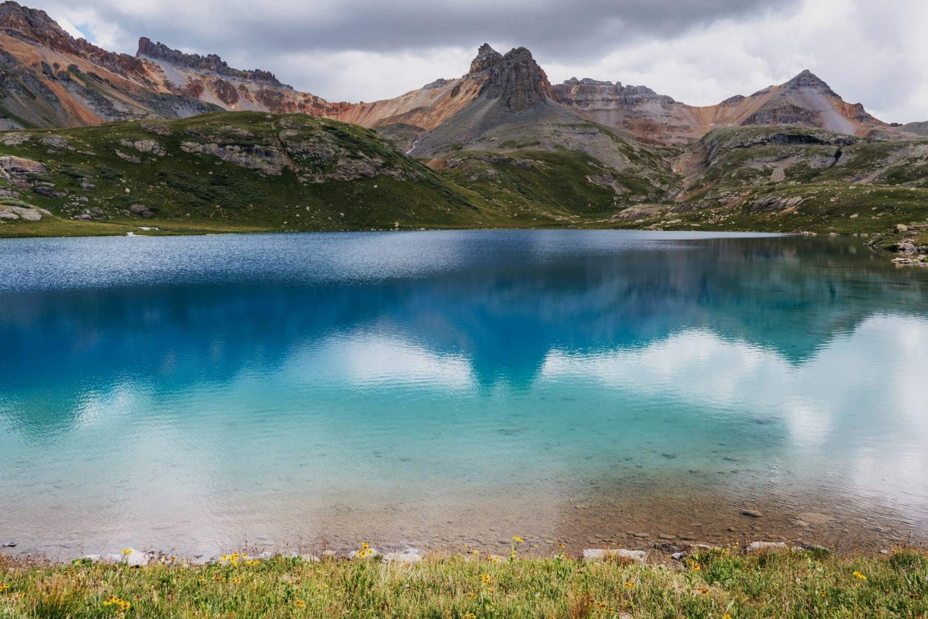 secrets-beneath-colorados-ice-lakes
