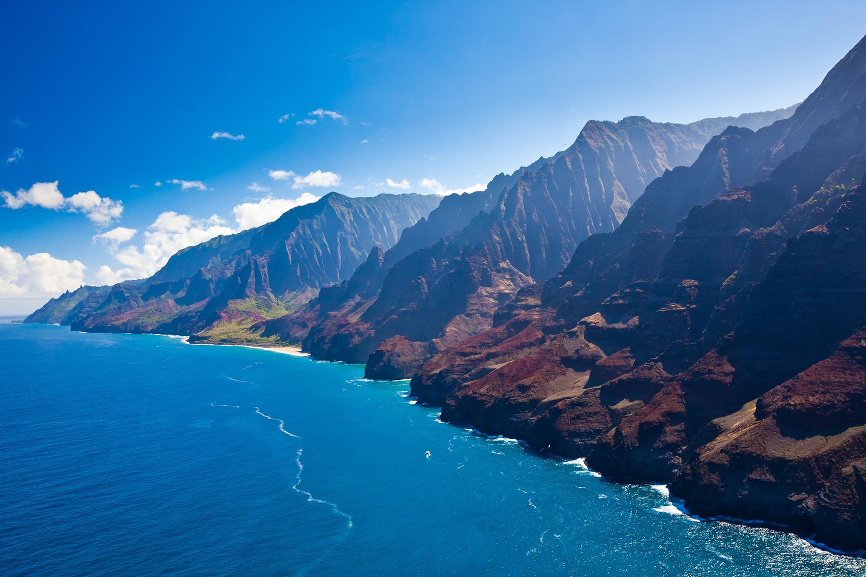Secrets-Beneath-Hawaii8217s-Na-Pali-Coast secrets-beneath-hawaiis-na-pali-coast