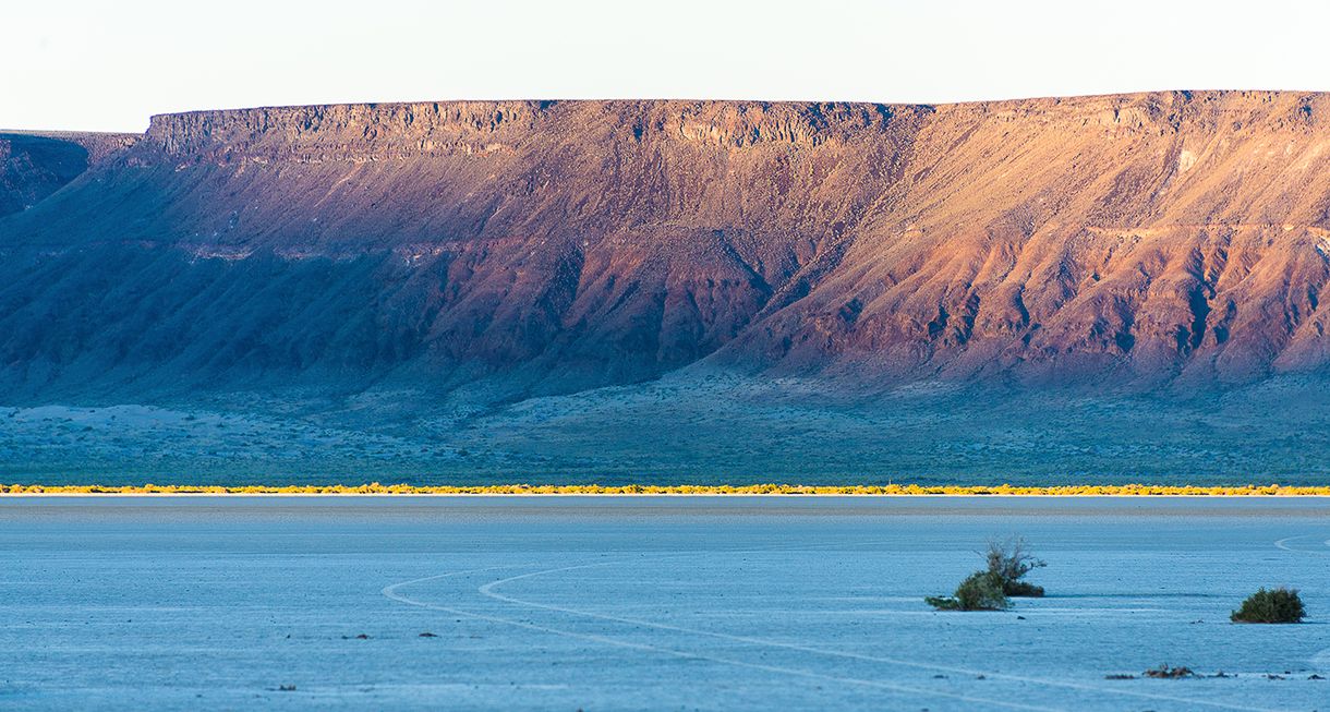 secrets-hidden-in-oregons-alvord-desert