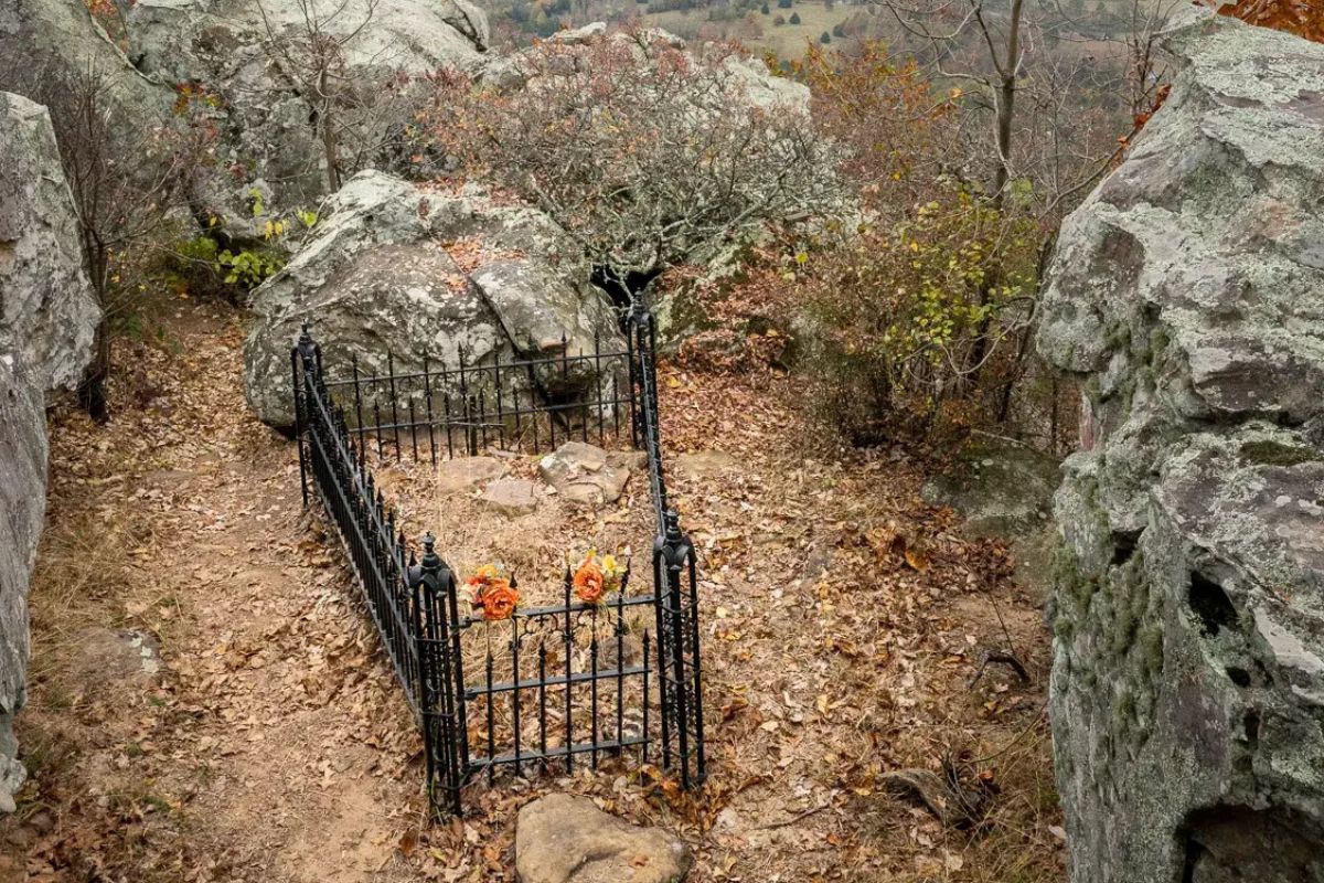 Secrets-Of-Arkansas8217-Petit-Jean secrets-of-arkansas-petit-jean