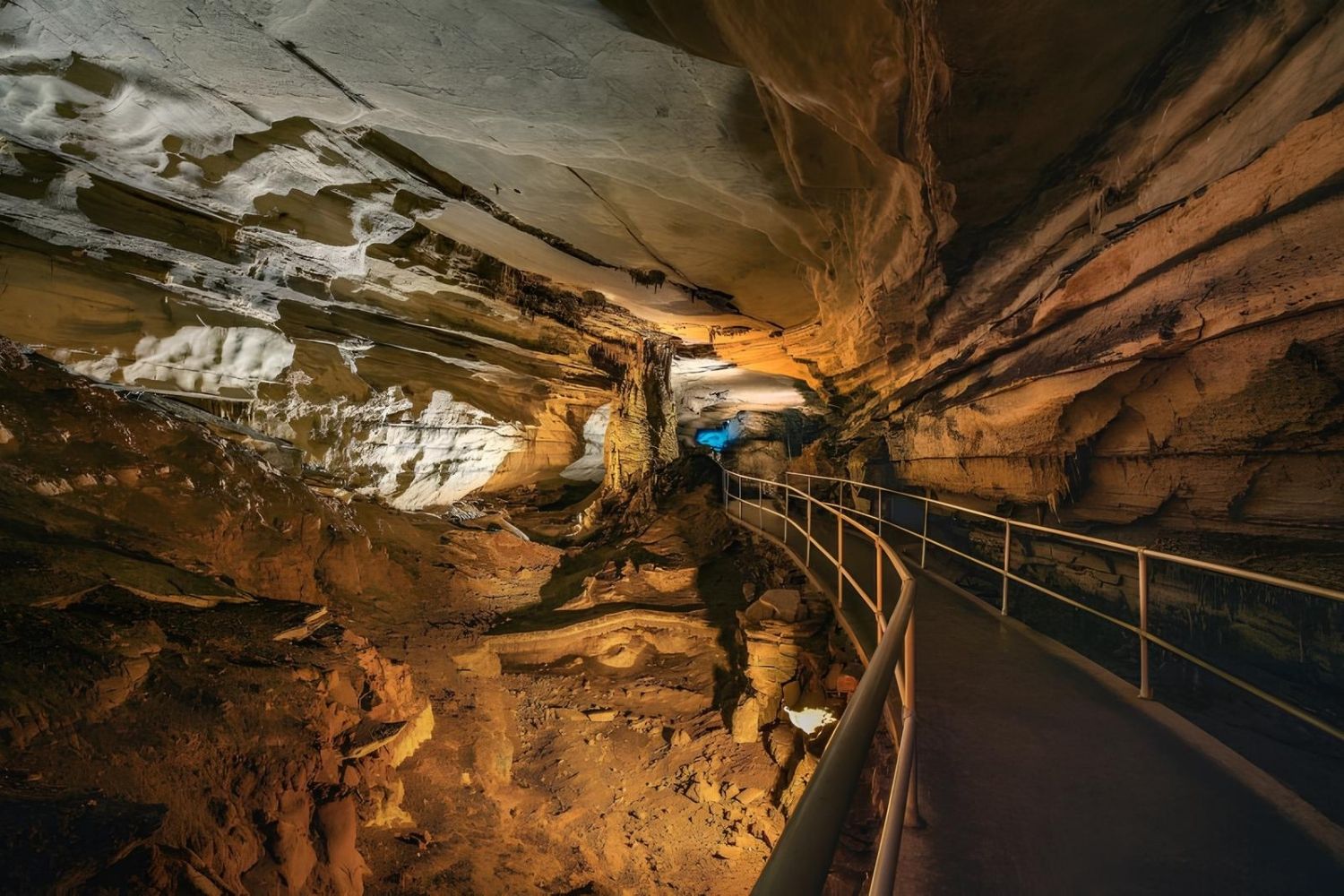 secrets-of-arkansas-white-river-caves