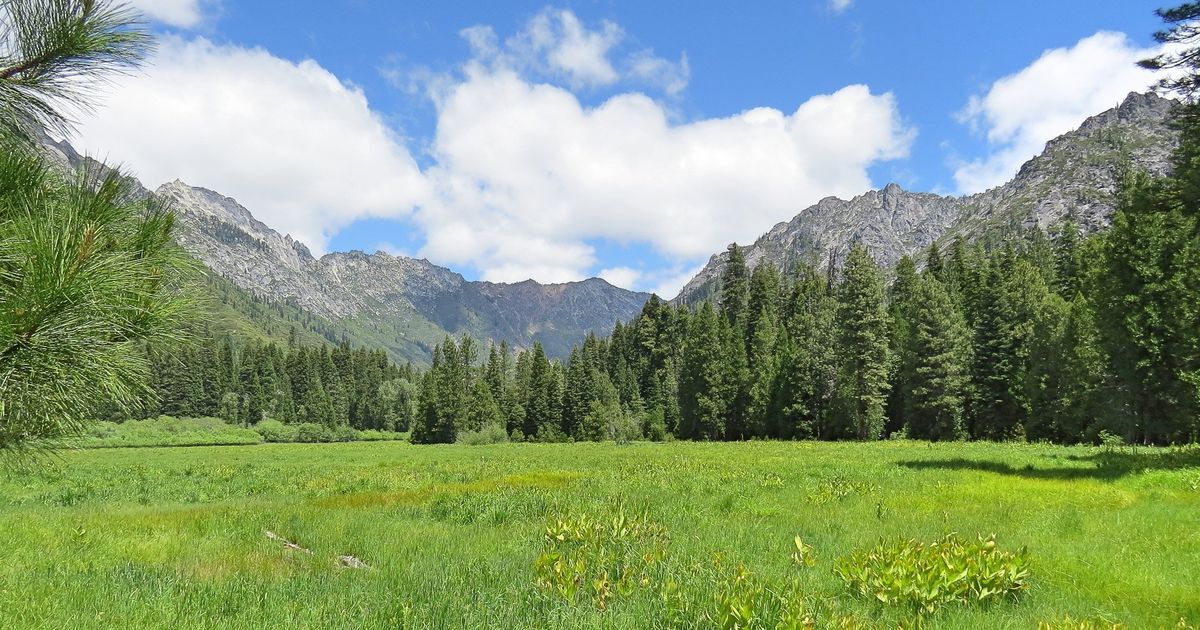 secrets-of-californias-trinity-alps-meadows