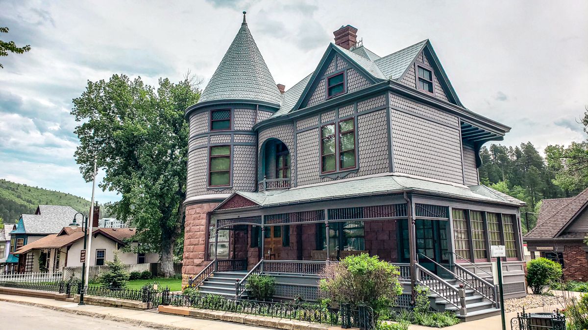 Secrets-Of-Deadwood8217s-Adams-House-Restored secrets-of-deadwoods-adams-house-restored