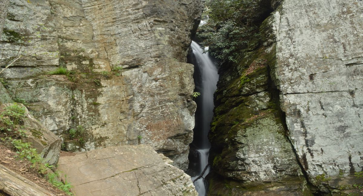 secrets-of-georgias-raven-cliff-trails