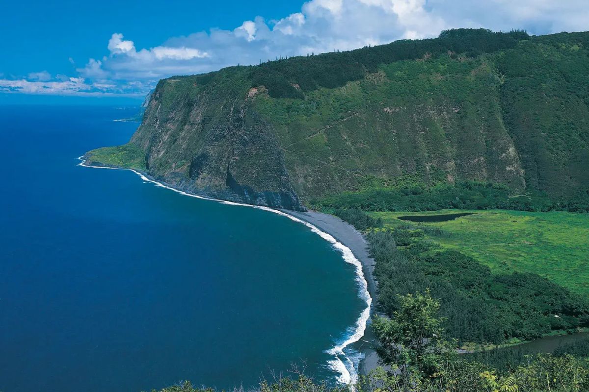 Secrets-Of-Hawaii8217s-Waipio-Valley secrets-of-hawaiis-waipio-valley