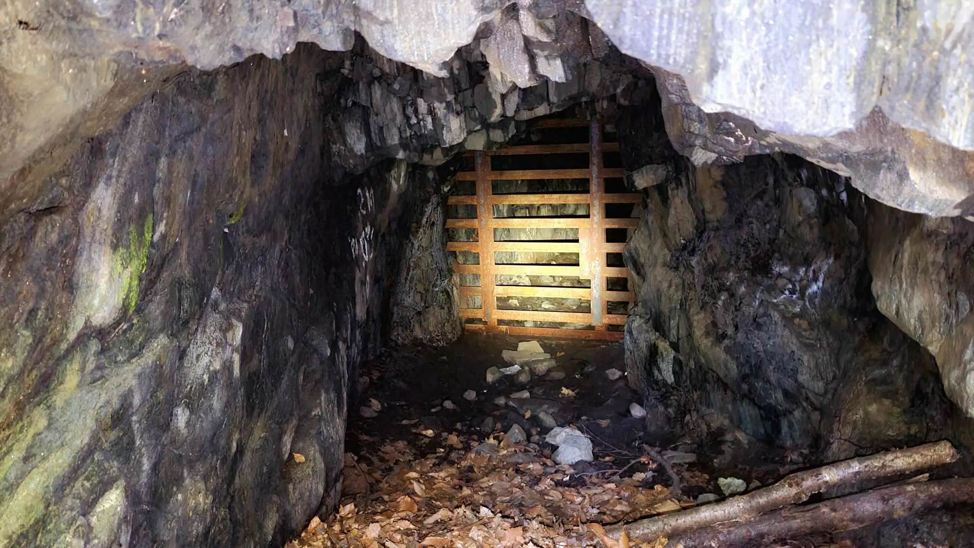 secrets-of-massachusetts-chester-mine