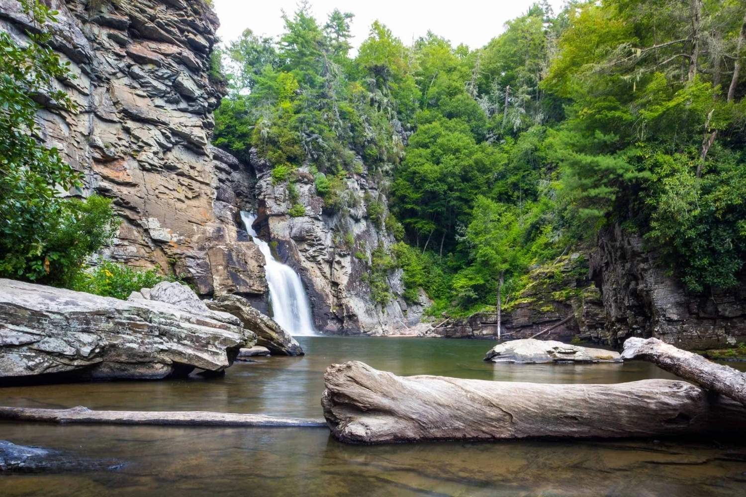 Secrets-Of-North-Carolina8217s-Linville-Gorge-Springs secrets-of-north-carolinas-linville-gorge-springs