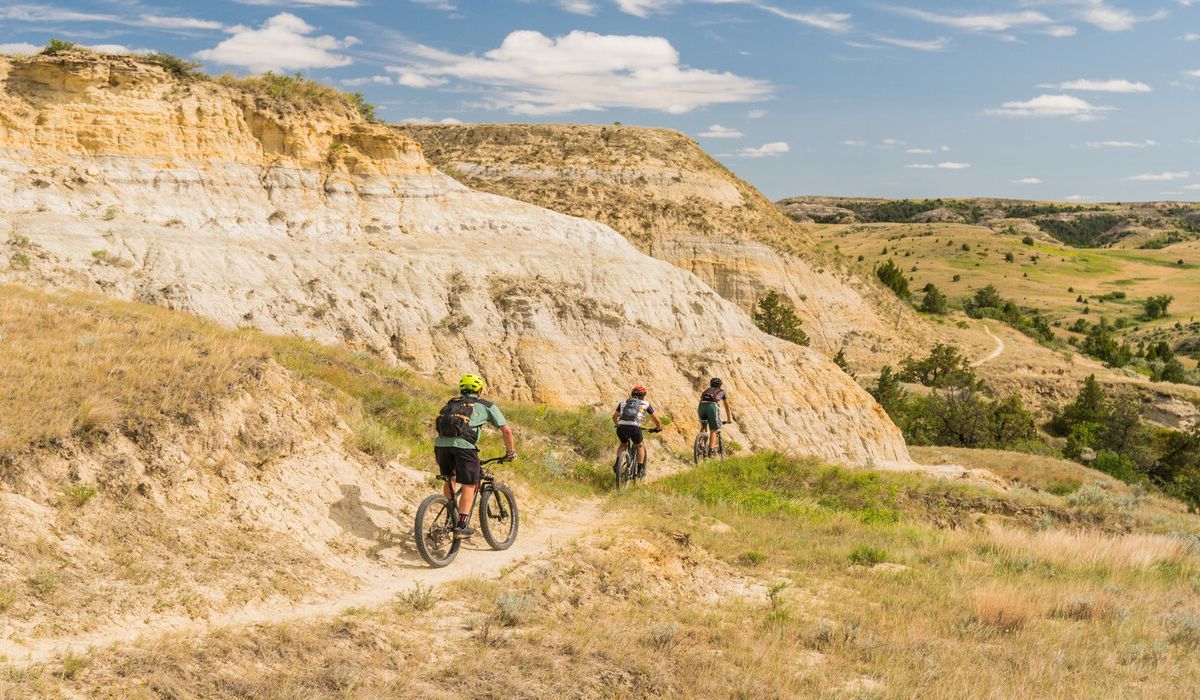 secrets-of-north-dakotas-maah-daah-hey-trail