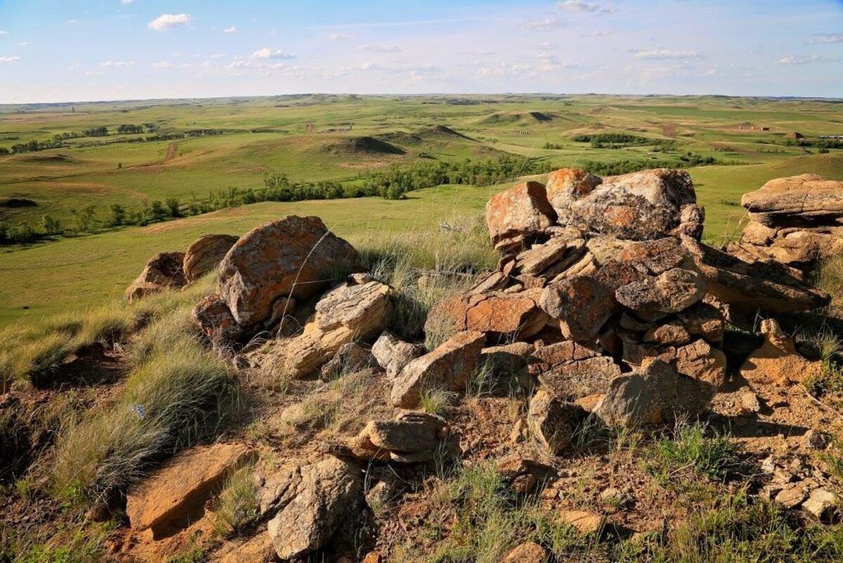 Secrets-Of-North-Dakota8217s-Medicine-Hole secrets-of-north-dakotas-medicine-hole