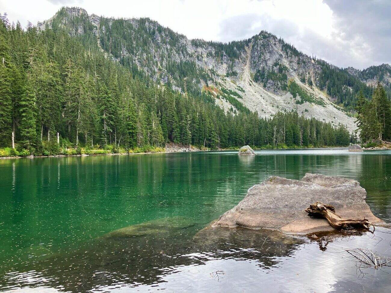 secrets-of-ohios-lake-hope-lakes