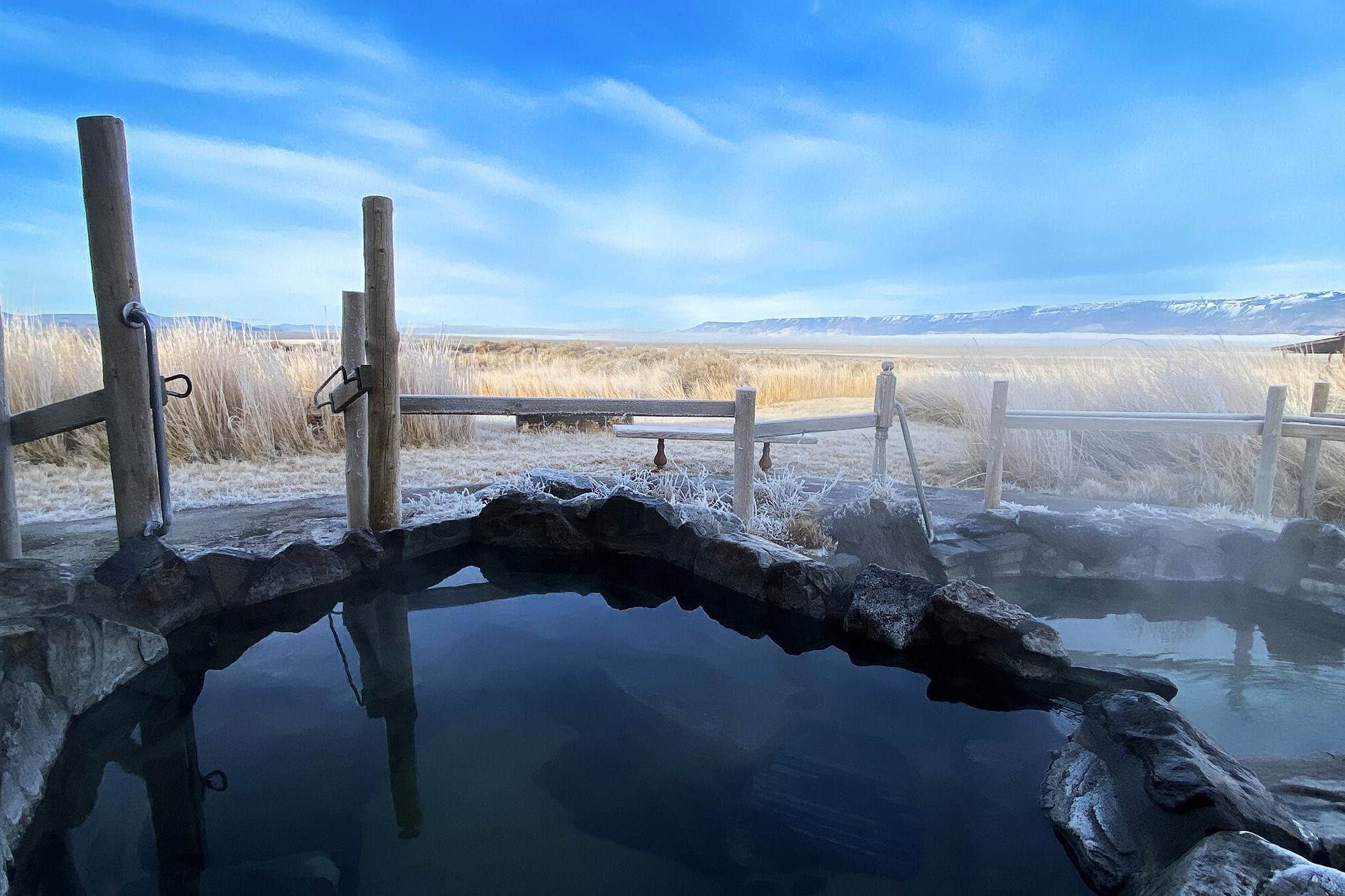 secrets-of-oregons-summer-lake-hot-springs