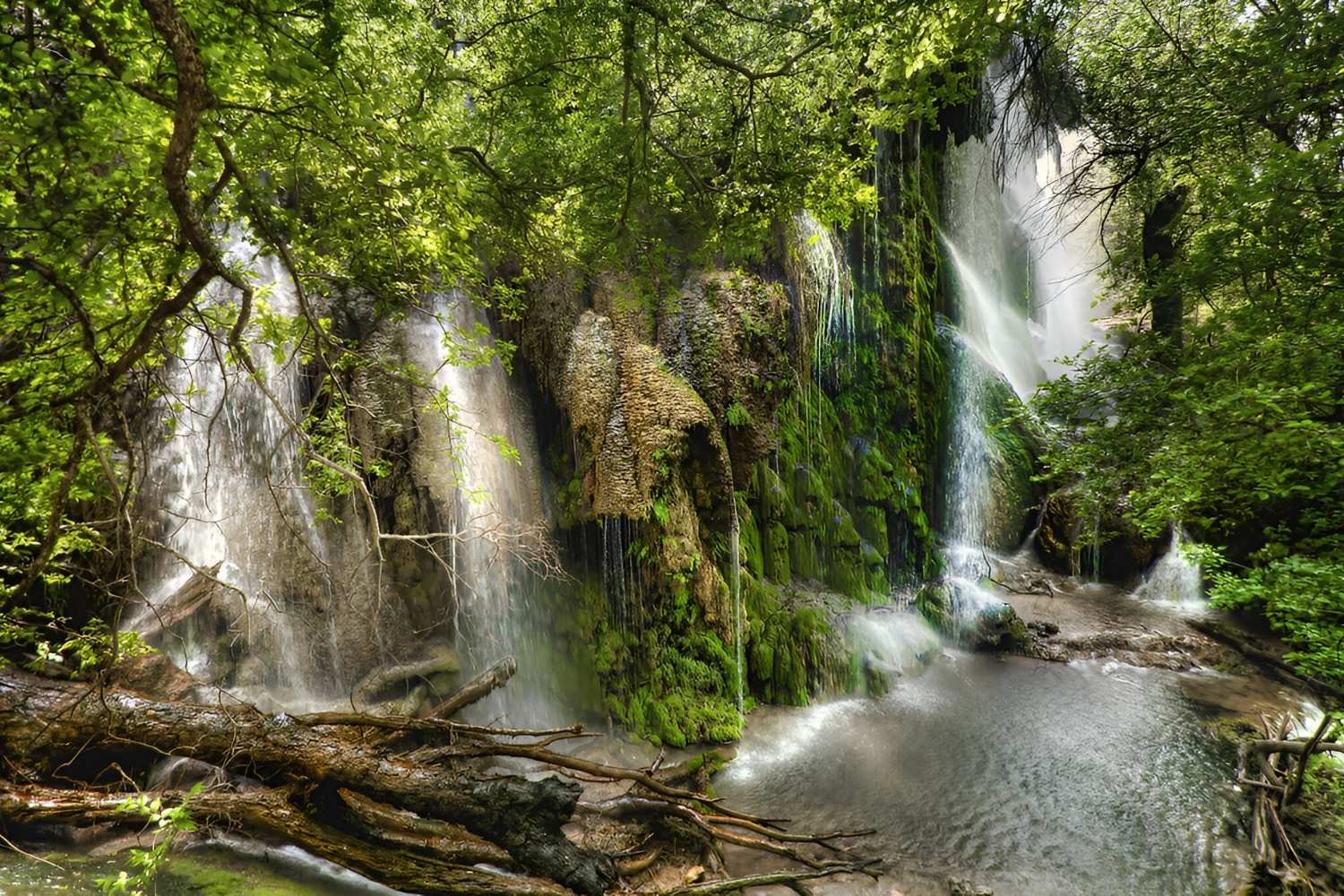 Secrets-Of-Texas8217-Colorado-Bend-State-Park-Waterfalls-And-Caves secrets-of-texas-colorado-bend-state-park-waterfalls-and-caves