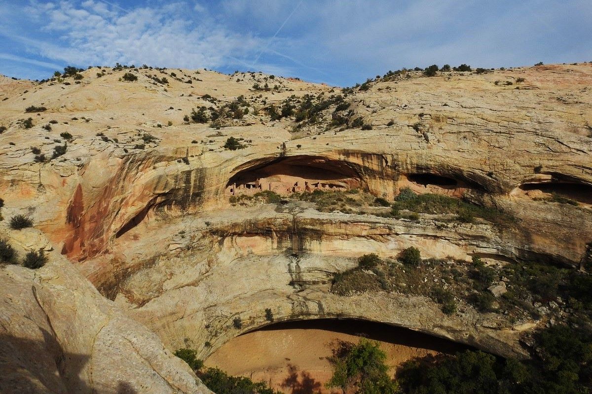 secrets-of-utahs-butler-wash-ruins