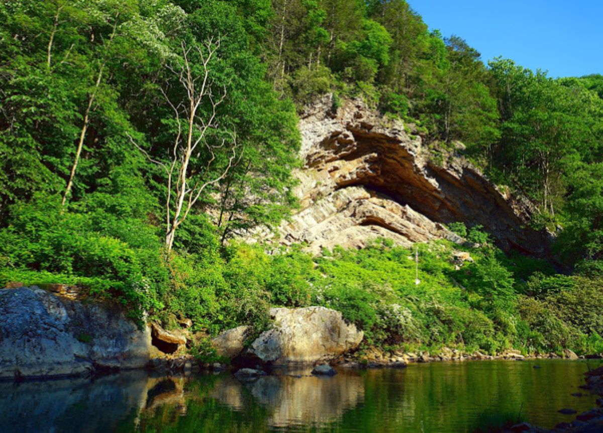 Secrets-Of-Virginia8217s-Devils-Backbone-Paths secrets-of-virginias-devils-backbone-paths