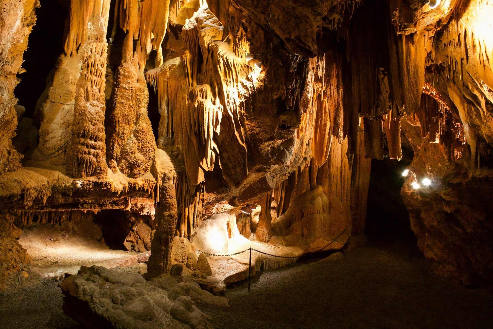 Shadow-Caves-Of-Virginia8217s-Powell-Valley shadow-caves-of-virginias-powell-valley