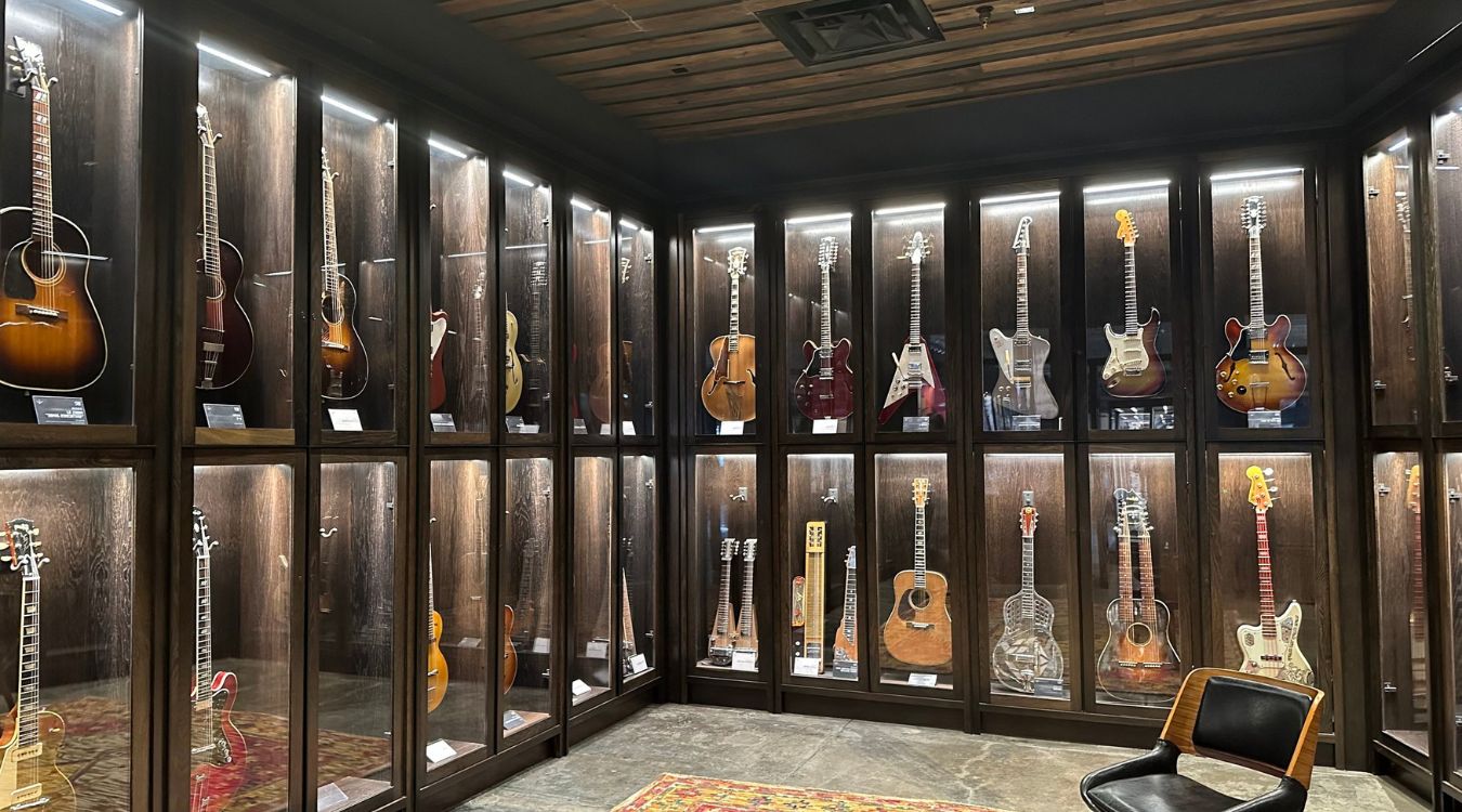 tennessees-secret-songbirds-guitar-museum-treasures