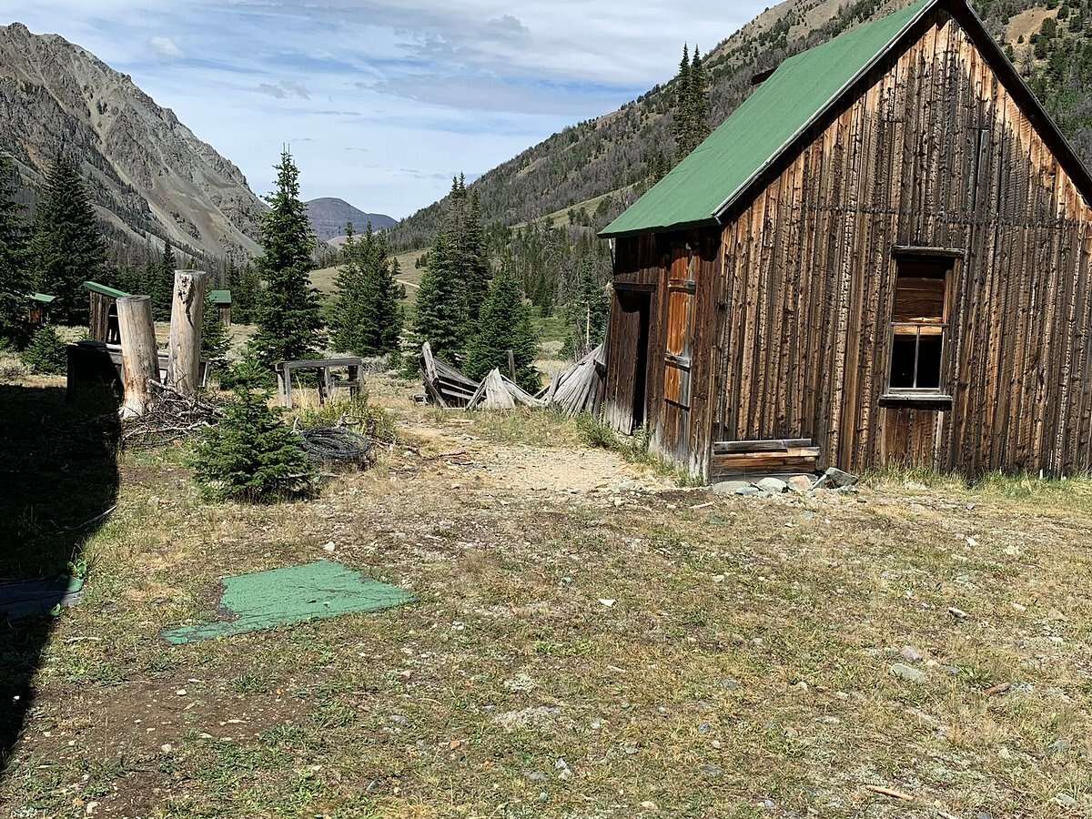 wyomings-medicine-bow-hidden-ghost-towns