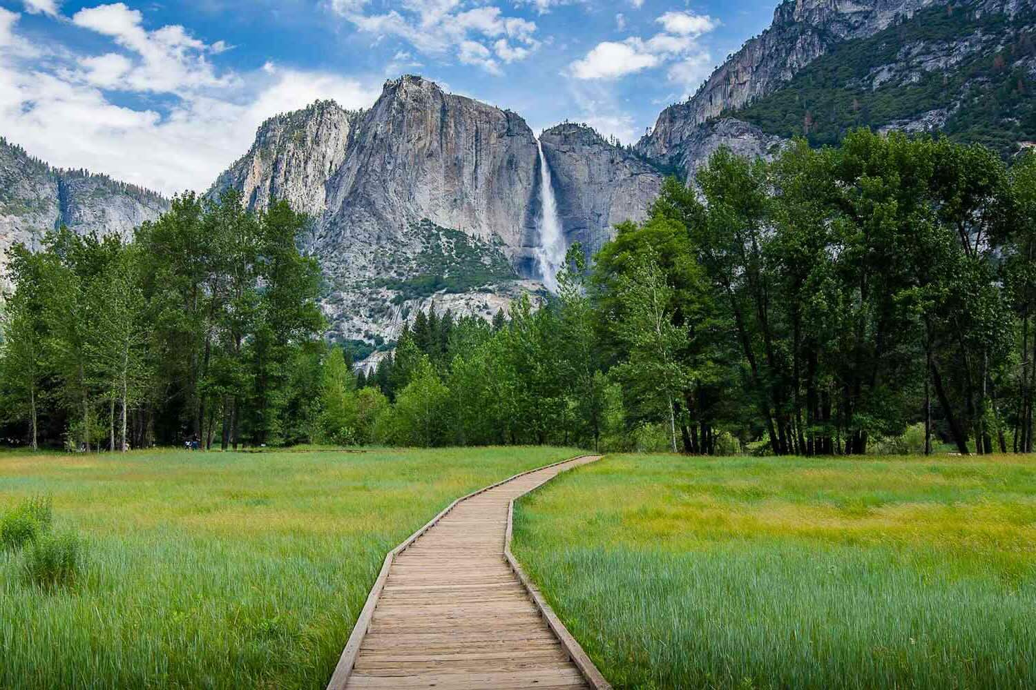Echoes-Of-The-Emigrants-Secret-Landmarks-On-The-California-Trail echoes-of-the-emigrants-secret-landmarks-on-the-california-trail