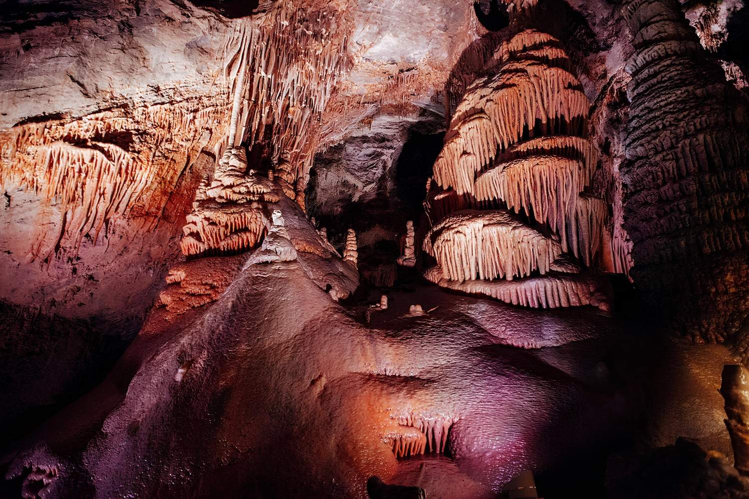 Hidden-Depths-Of-Montana8217s-Lewis-And-Clark-Caverns hidden-depths-of-montanas-lewis-and-clark-caverns