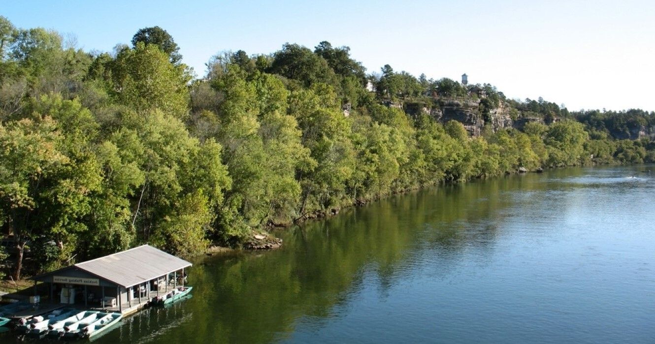hidden-ghost-camps-of-arkansas-white-rock