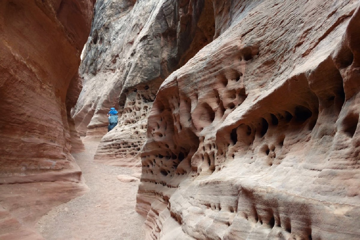 hidden-ghost-towns-in-utahs-little-wild-horse