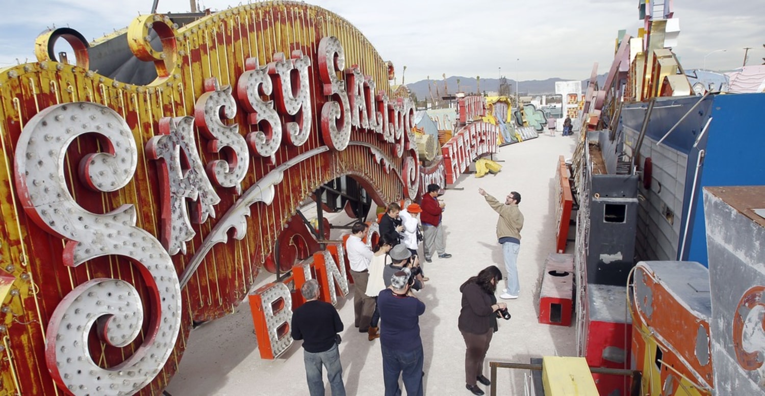 Hidden-Neon-Graveyards-Of-Las-Vegas hidden-neon-graveyards-of-las-vegas