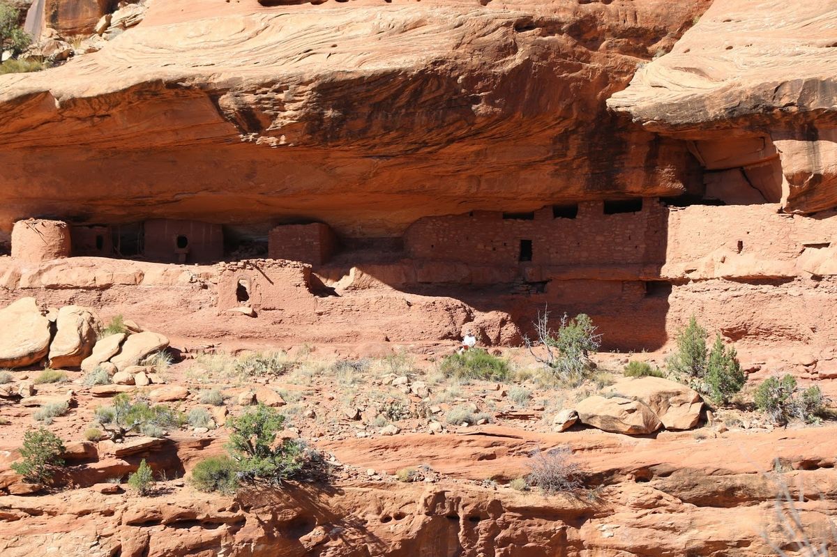 Hidden-Trading-Posts-Of-Utah8217s-Moon-House hidden-trading-posts-of-utahs-moon-house