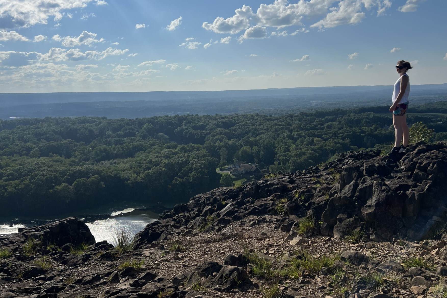 hidden-trails-of-connecticuts-ragged-mountain