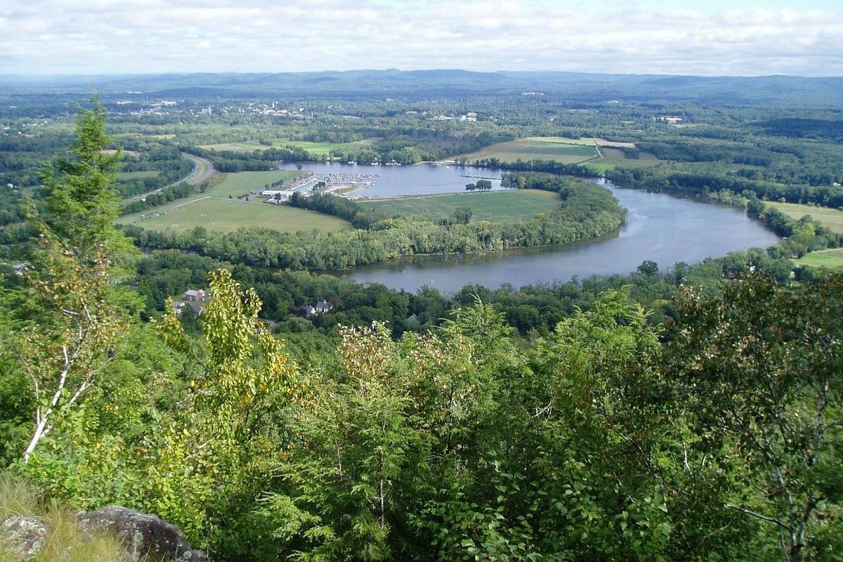 Hidden-Trails-Of-Massachusetts8217-Mount-Tom hidden-trails-of-massachusetts-mount-tom