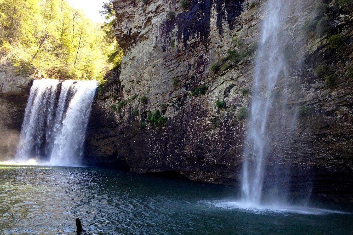 hidden-trails-of-tennessees-fall-creek
