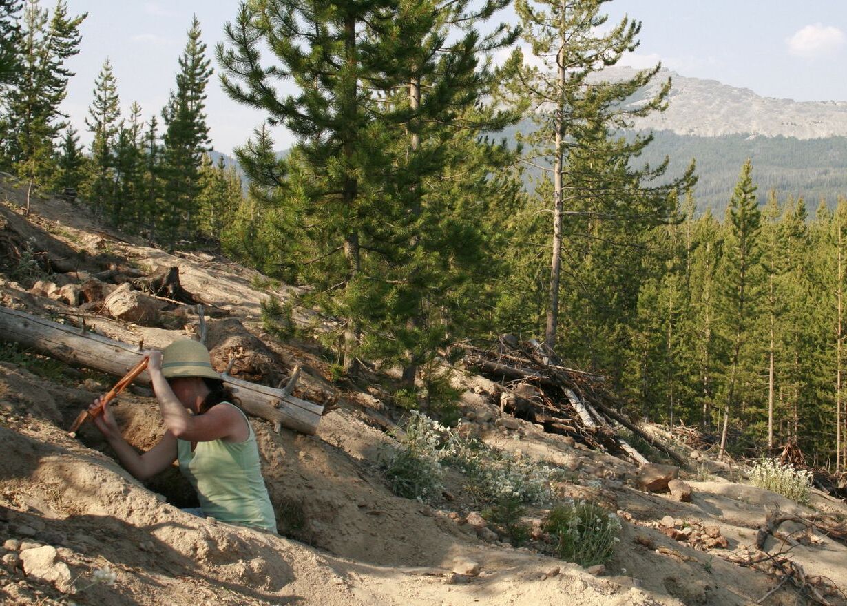 hidden-treasures-in-montanas-crystal-park